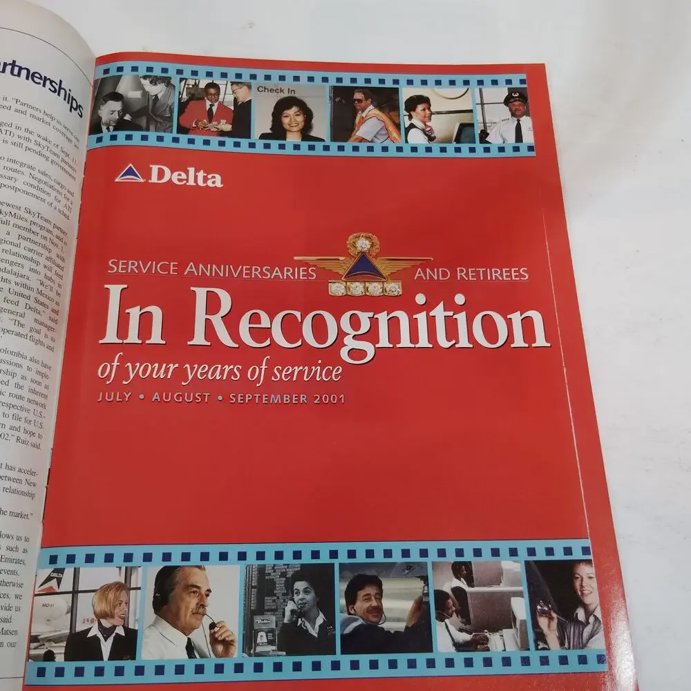 Delta News Digest - October 22, 2001 - Employee Magazine, Multi-color